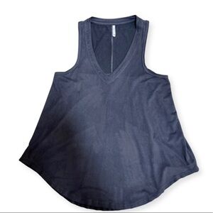 Z Supply dark purple vegan suede v neck sleeveless top Size S